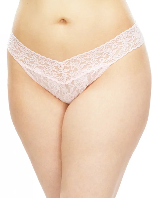 seamless shape - wear women thongs for a seamless lookHanky Panky Stretch Original Rise Lace Plus Size Thong 4811X