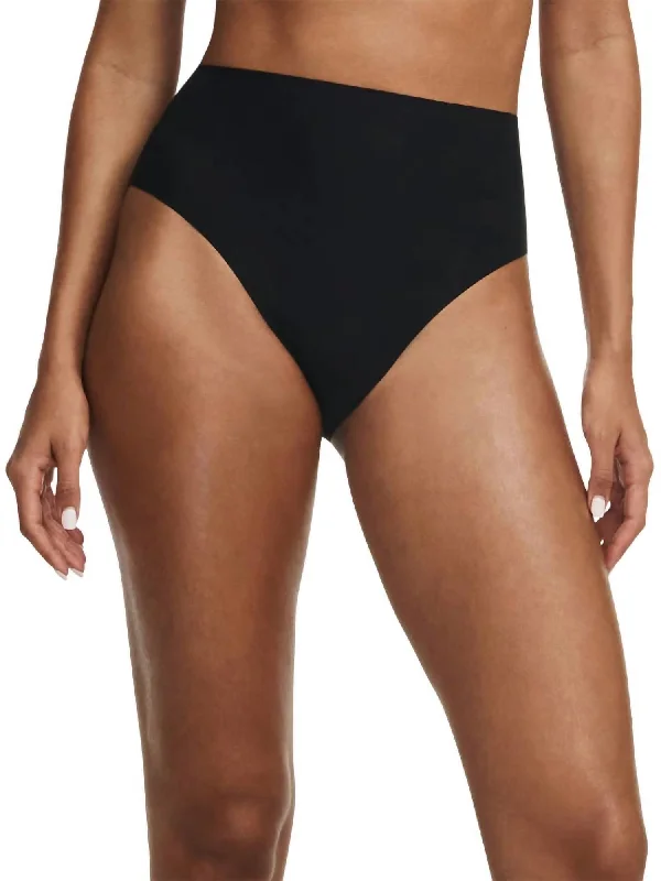 seamless shape - wear women briefs for a seamless appearanceSoftstretch Hi Cut Brief In Black