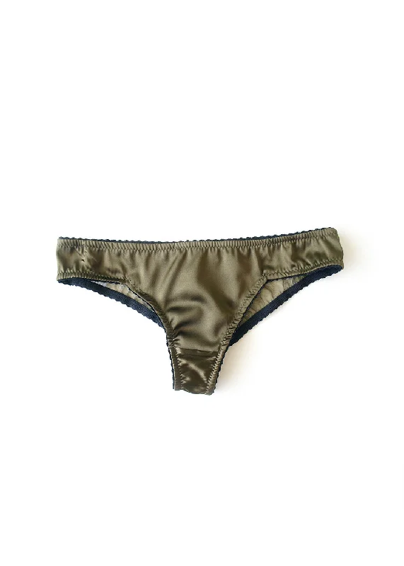 seamless satin panties for women with a smooth feelAmélie Silk Panty