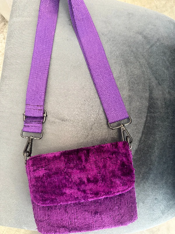 breathable women bikini briefs for all - day wearWolf & Willa Ronan Handspun Silk Crossbody Bag - Amethyst